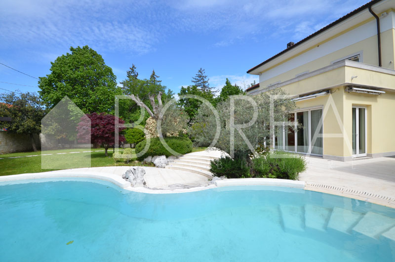 15_vendita-villa-spa-piscina-trieste
