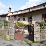 15_Duino Aurisina_casa_carsica_con_corte